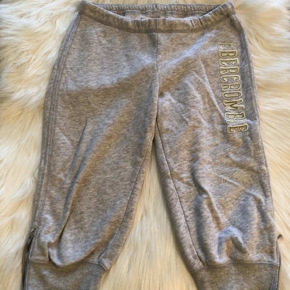 Abercrombie and Fitch Kids Capri Sweatpants - Picture 1 of 6